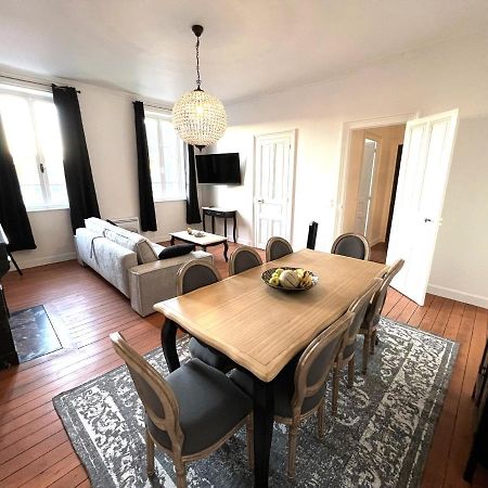 l'Hôtel des Ventes Reims Chativesle Exterior foto
