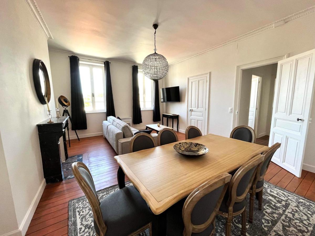 l'Hôtel des Ventes Reims Chativesle Exterior foto