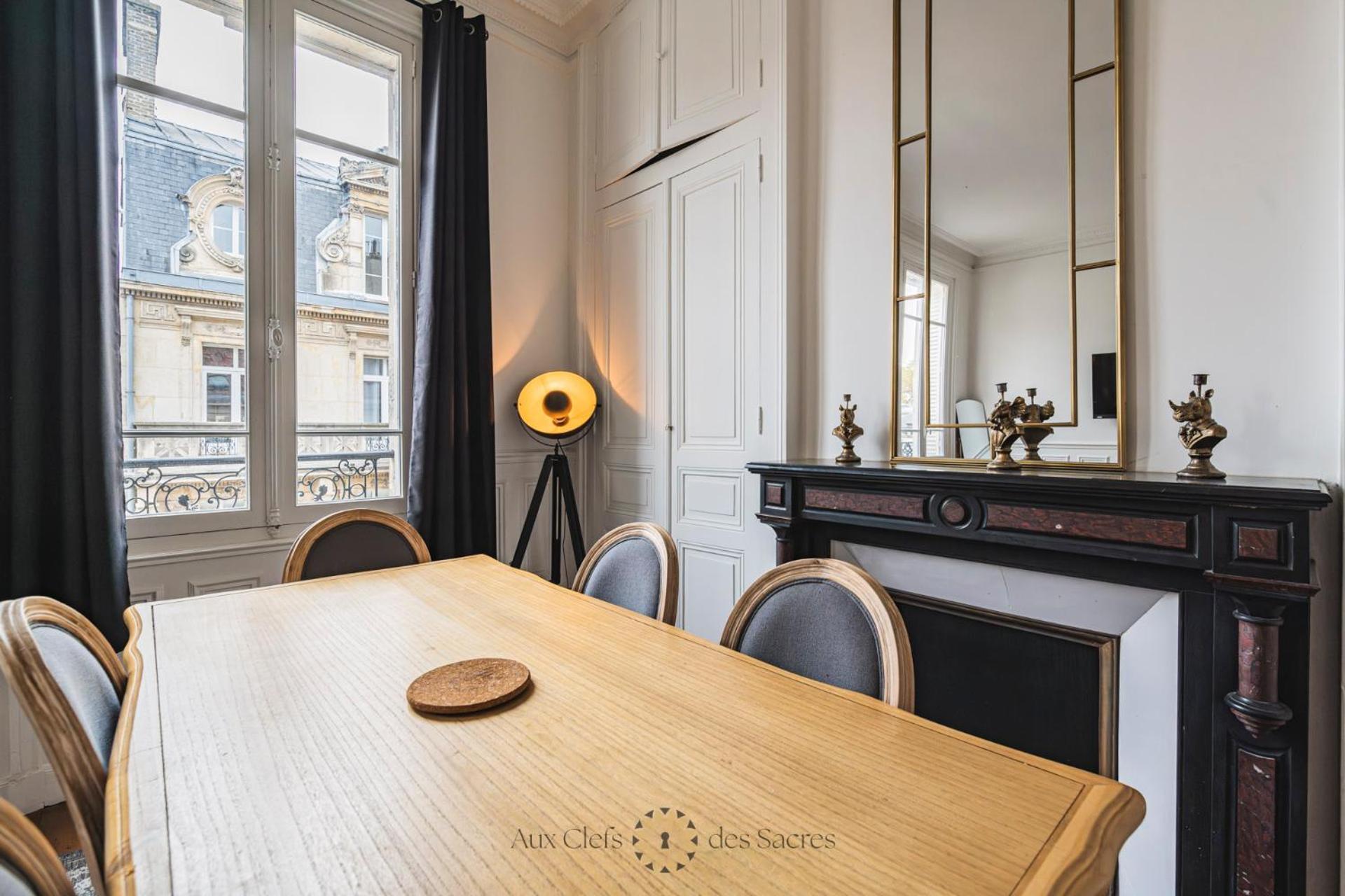 l'Hôtel des Ventes Reims Chativesle Exterior foto
