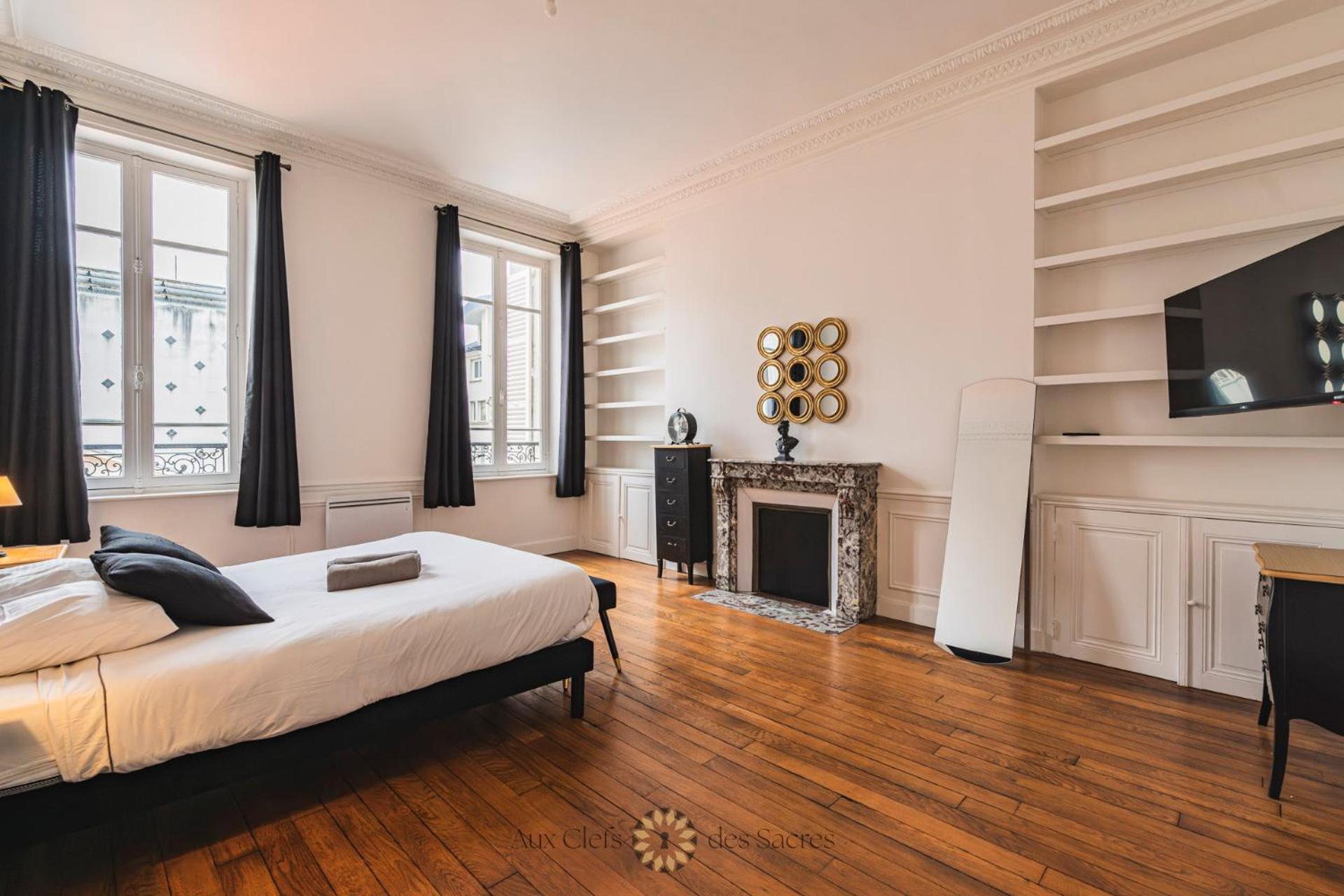 l'Hôtel des Ventes Reims Chativesle Exterior foto